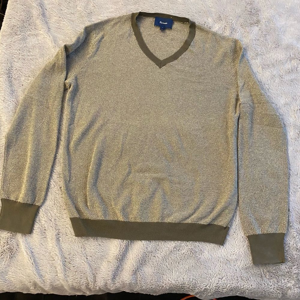 Faconnable 100% cotton v-neck pullover, L